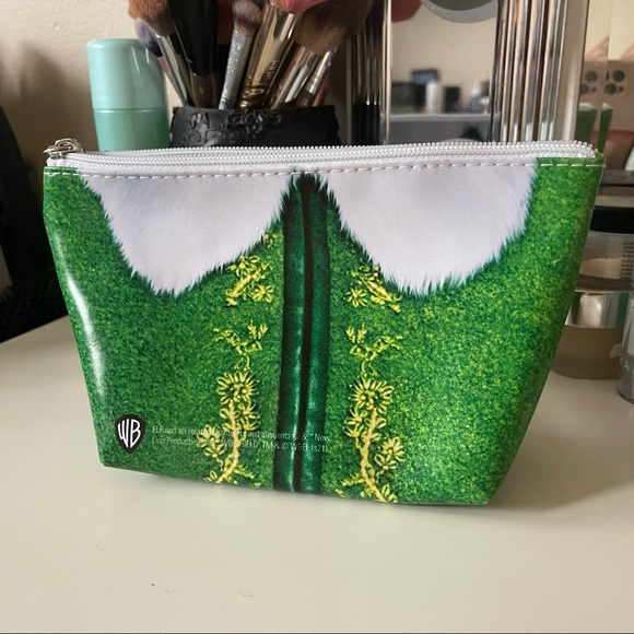 I Heart Revolution x Elf Makeup Bag Revolution Beauty Makeup Revolution - Picture 5 of 6